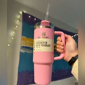 Stanley Limited Edition Sizzling Pink Cup NWT